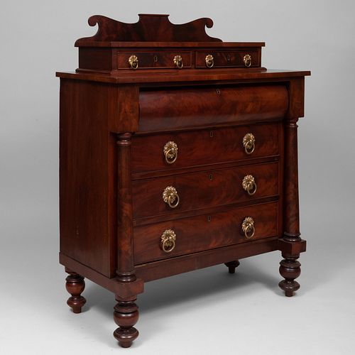 LATE FEDERAL MAHOGANY CHEST OF 3b7a0f