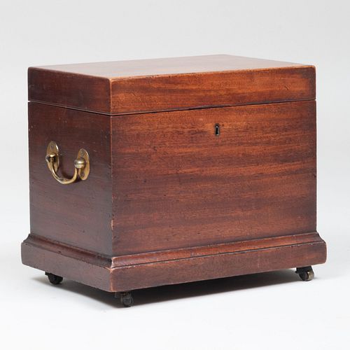 GEORGE III MAHOGANY DECANTER BOXFitted