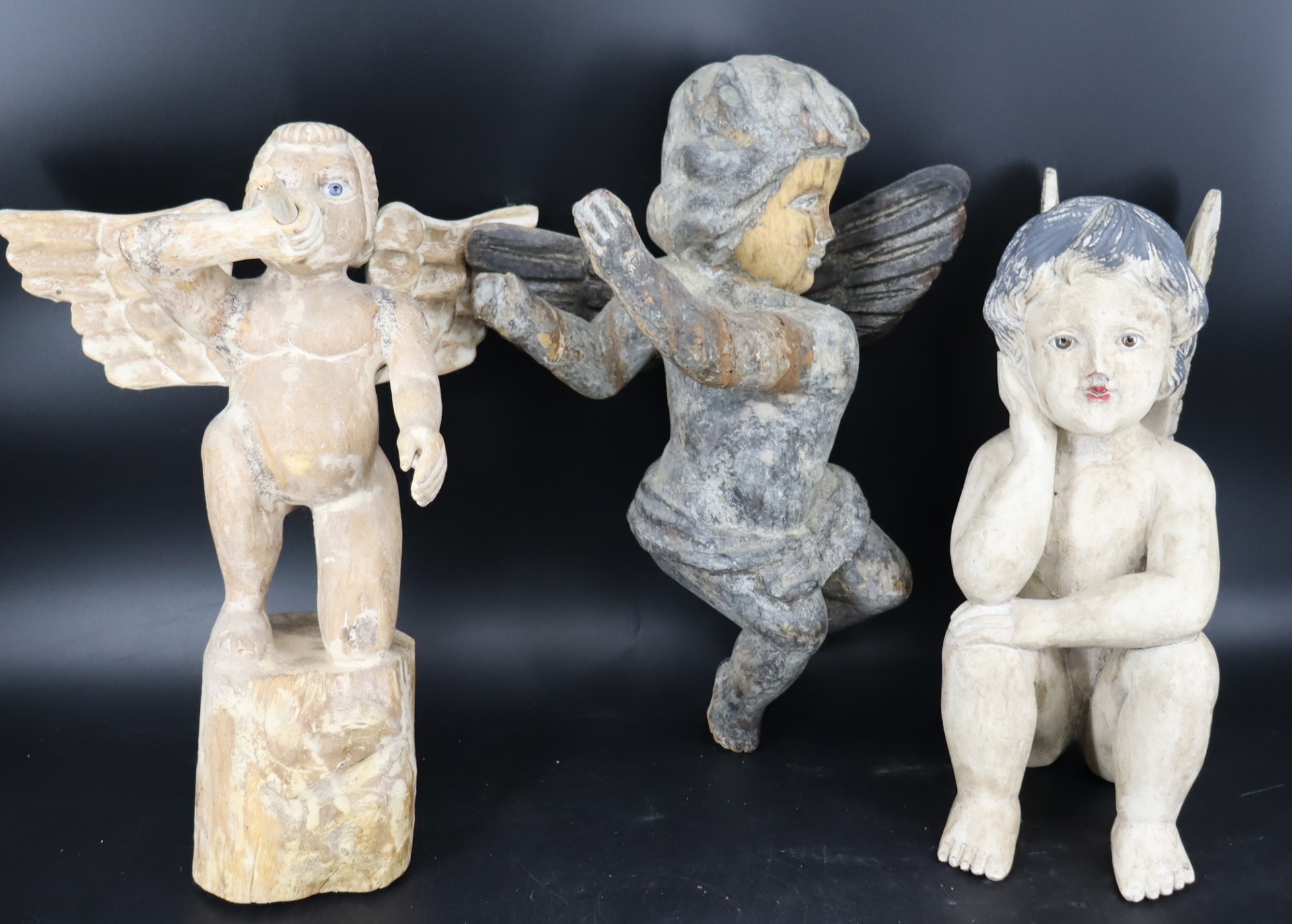 3 ANTIQUE CARVED WOOD ANGELS  3b7aee