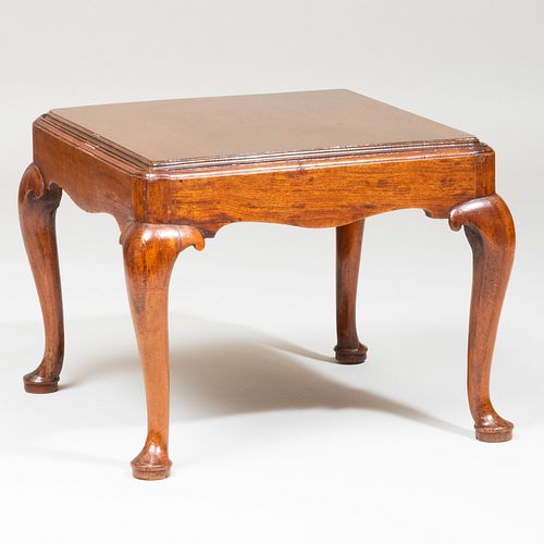 GEORGE II WALNUT STOOL16 1 2 x 3b7b10