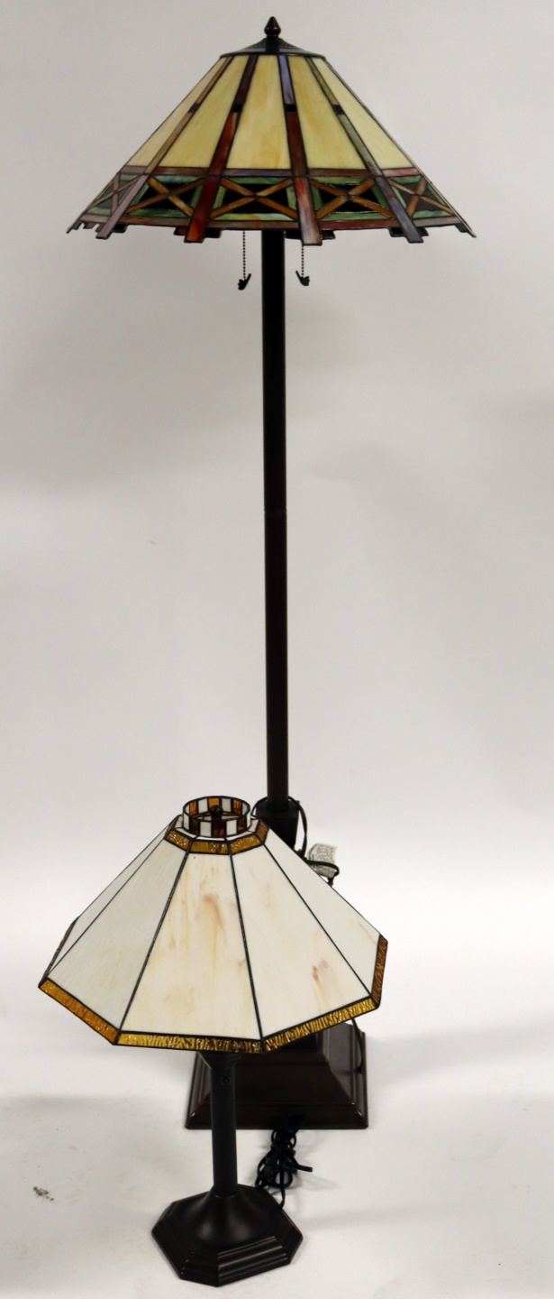 2 MODERN TIFFANY STYLE LAMPS From 3b7b19