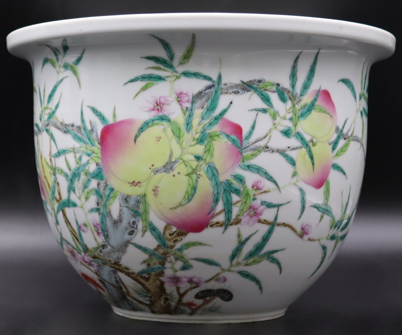 CHINESE ENAMEL DECORATED JARDINIERE