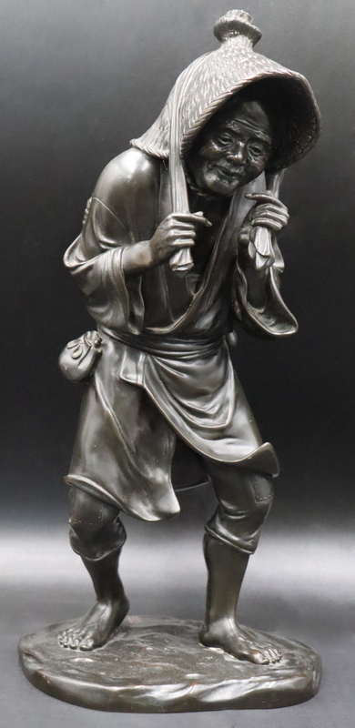 SIGNED JAPANESE BRONZE OF AN ELDERLY