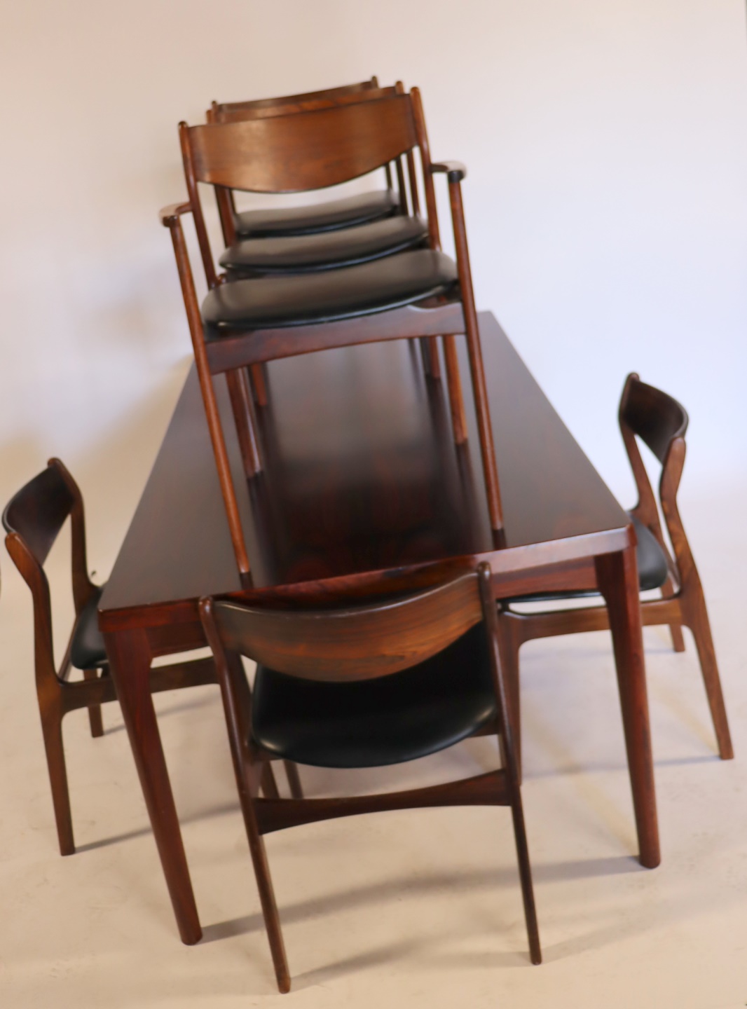 DANISH MODERN ROSEWOOD TABLE AND 3b7c28