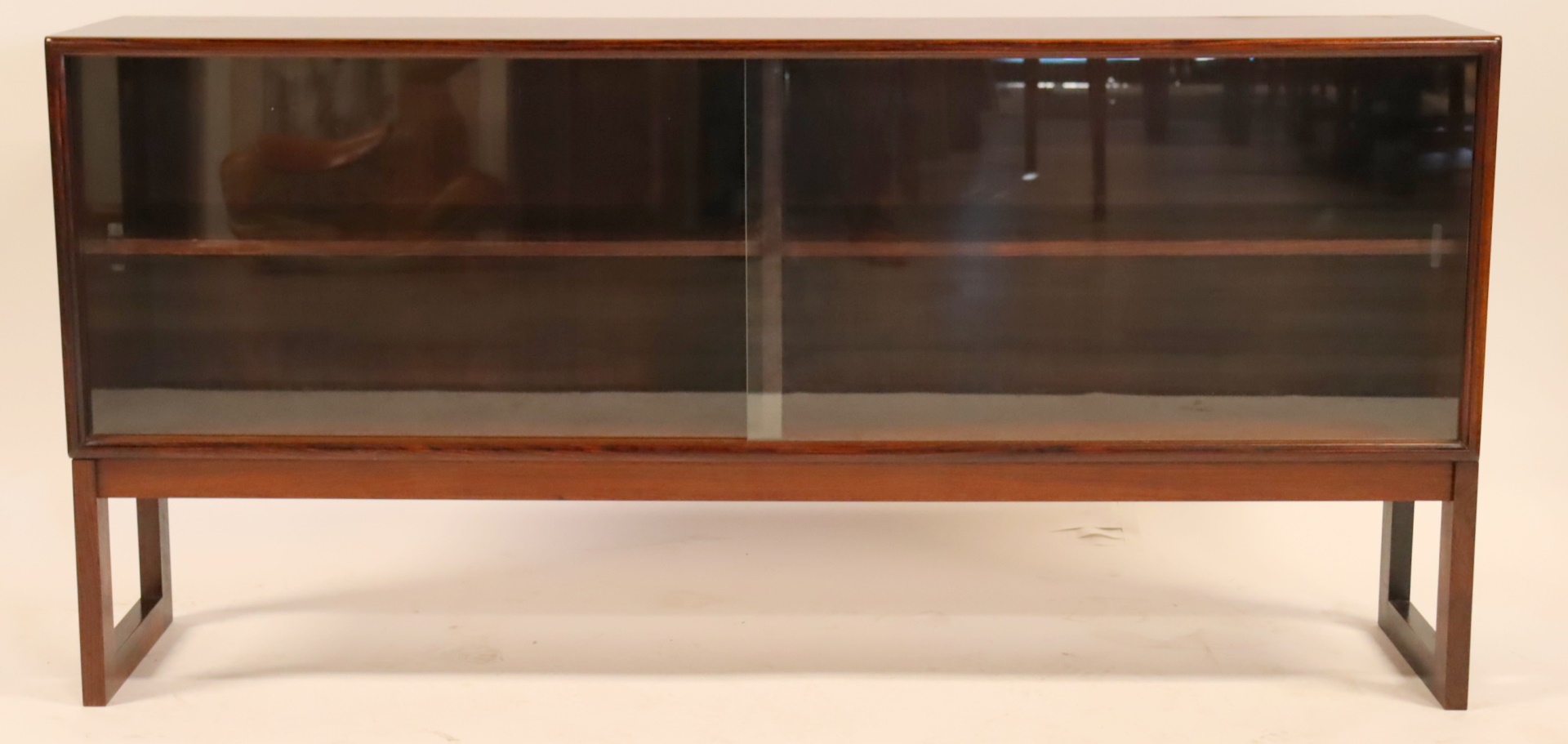 DANISH MODERN ROSEWOOD SLIDING 3b7c30