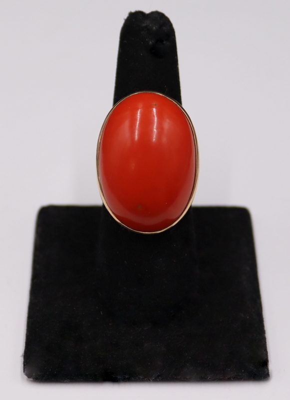 JEWELRY LARGE 14KT GOLD AND CORAL 3b7d2d