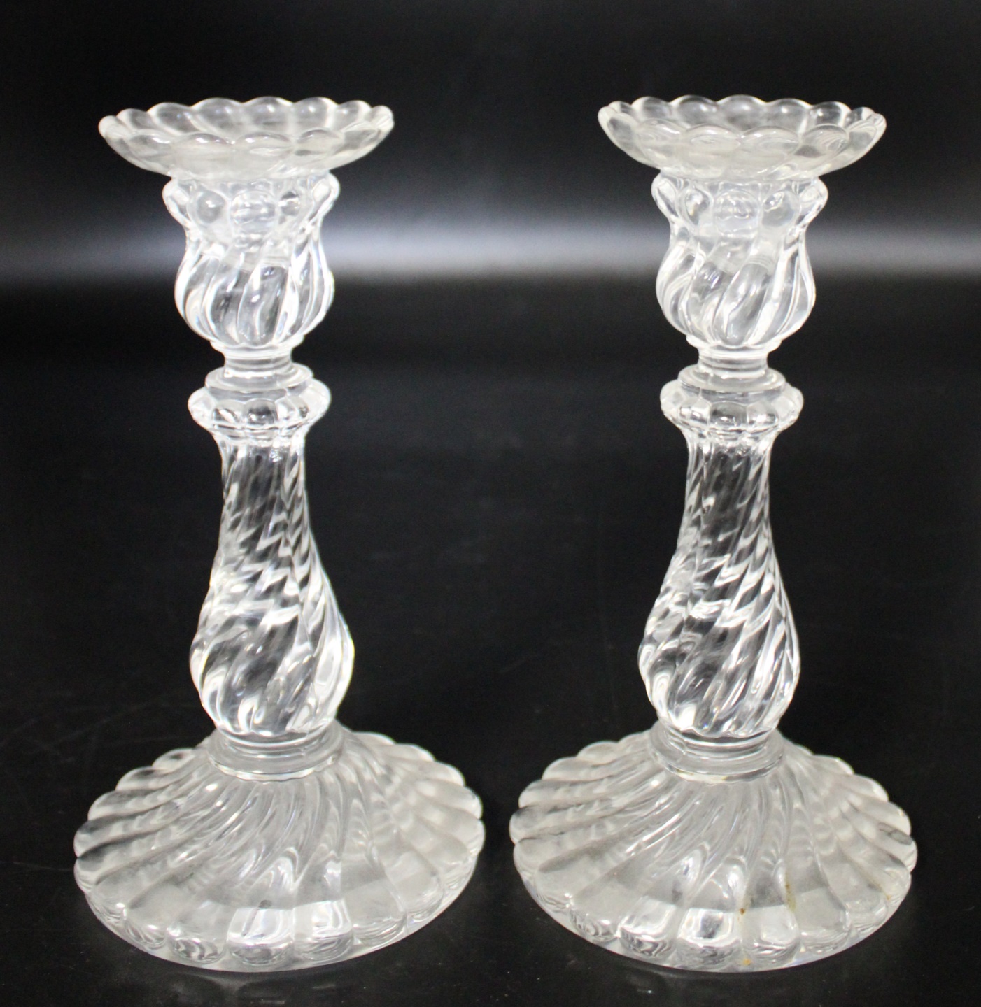 BACCARAT. PAIR OF GLASS CANDLE