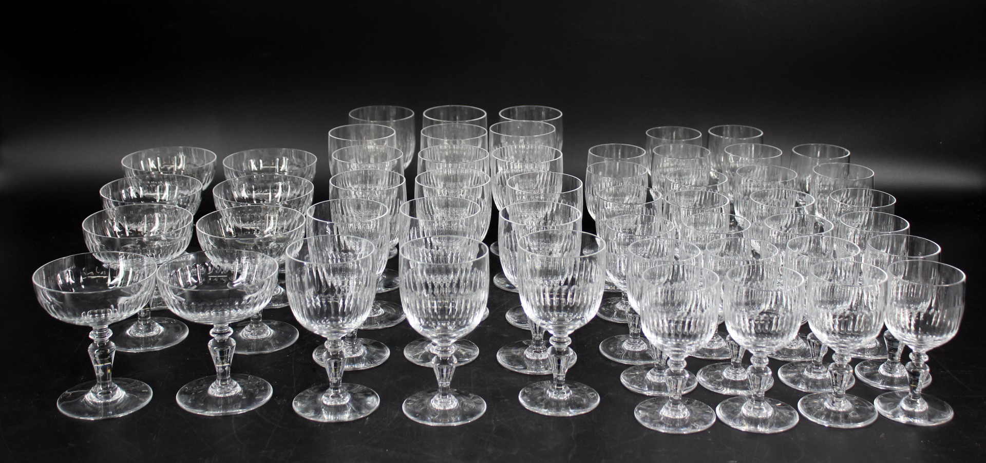 LARGE LOT OF BACCARAT STEMWARE  3b7e3d