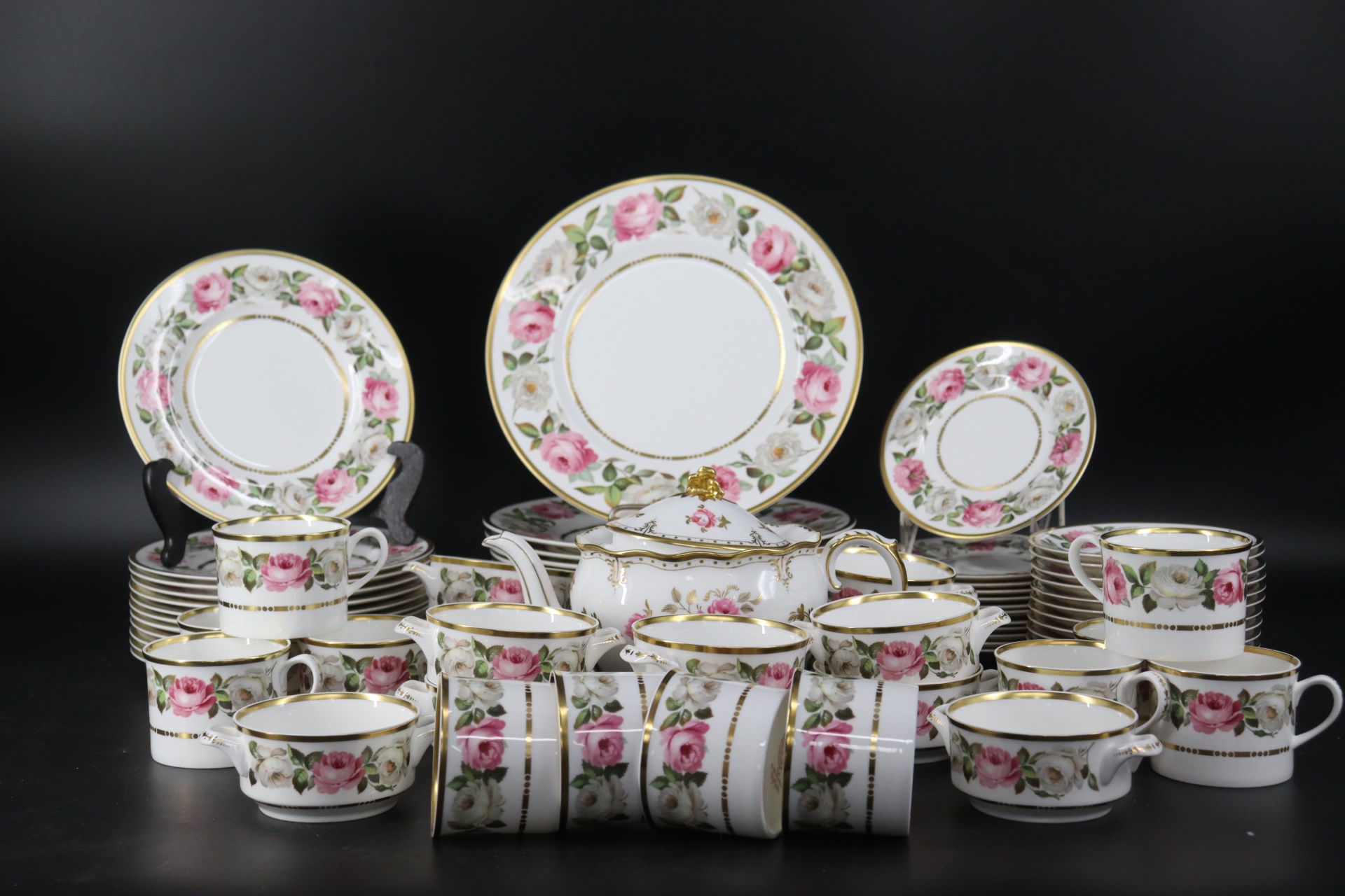 ROYAL WORCESTER ROYAL GARDEN CHINA 3b7e61