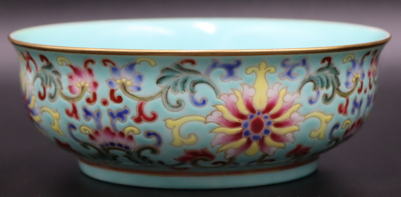 CHINESE FAMILLE ROSE ENAMEL DECORATED 3b7eb8