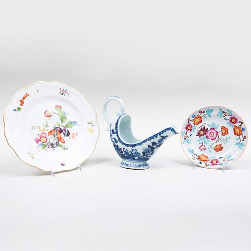 CHINESE EXPORT PORCELAIN SAUCE BOAT,