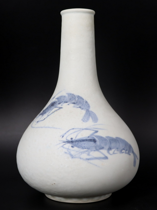 KOREAN BLUE AND WHITE VASE WITH