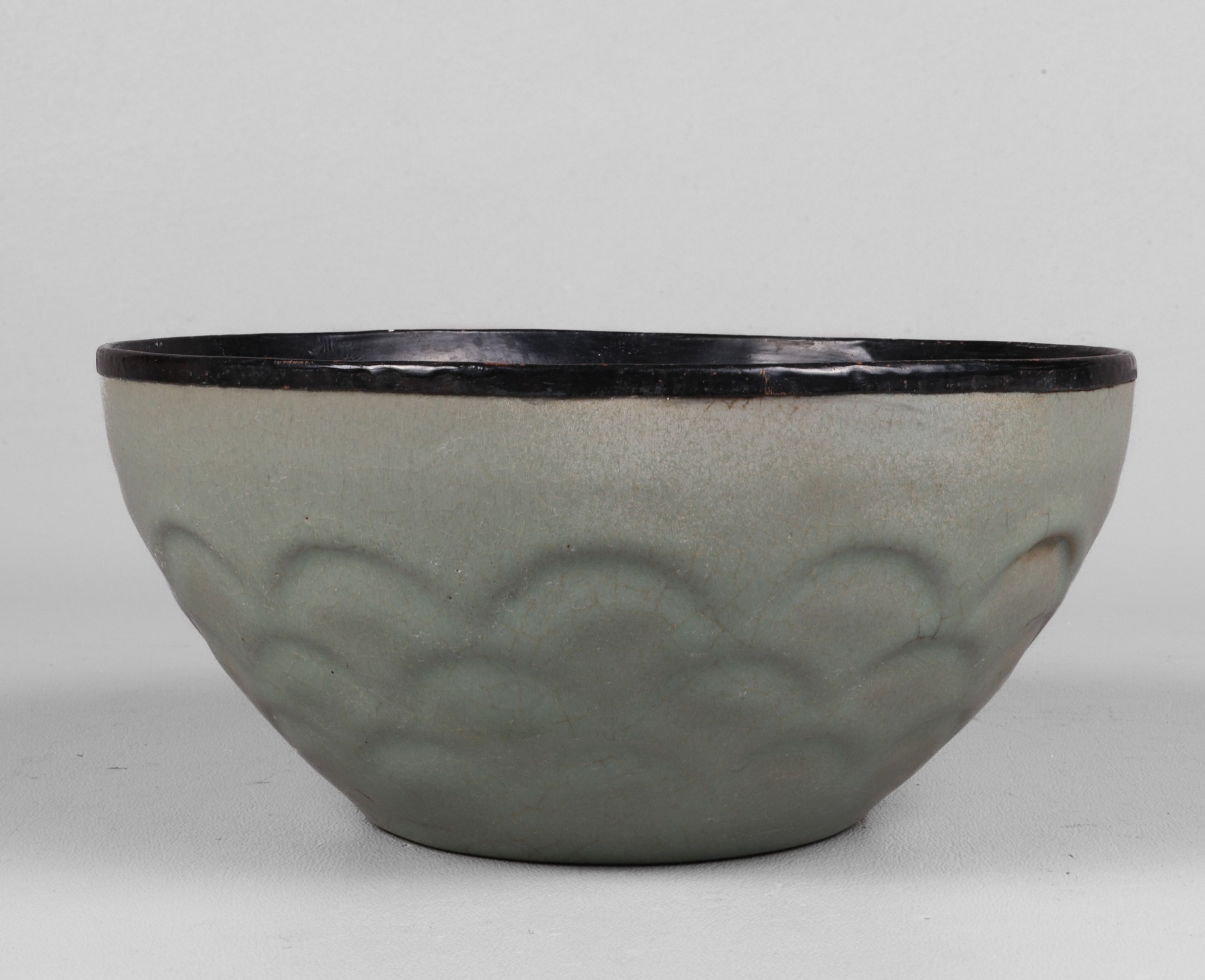 Chinese celadon porcelain bowl 3b5bfd