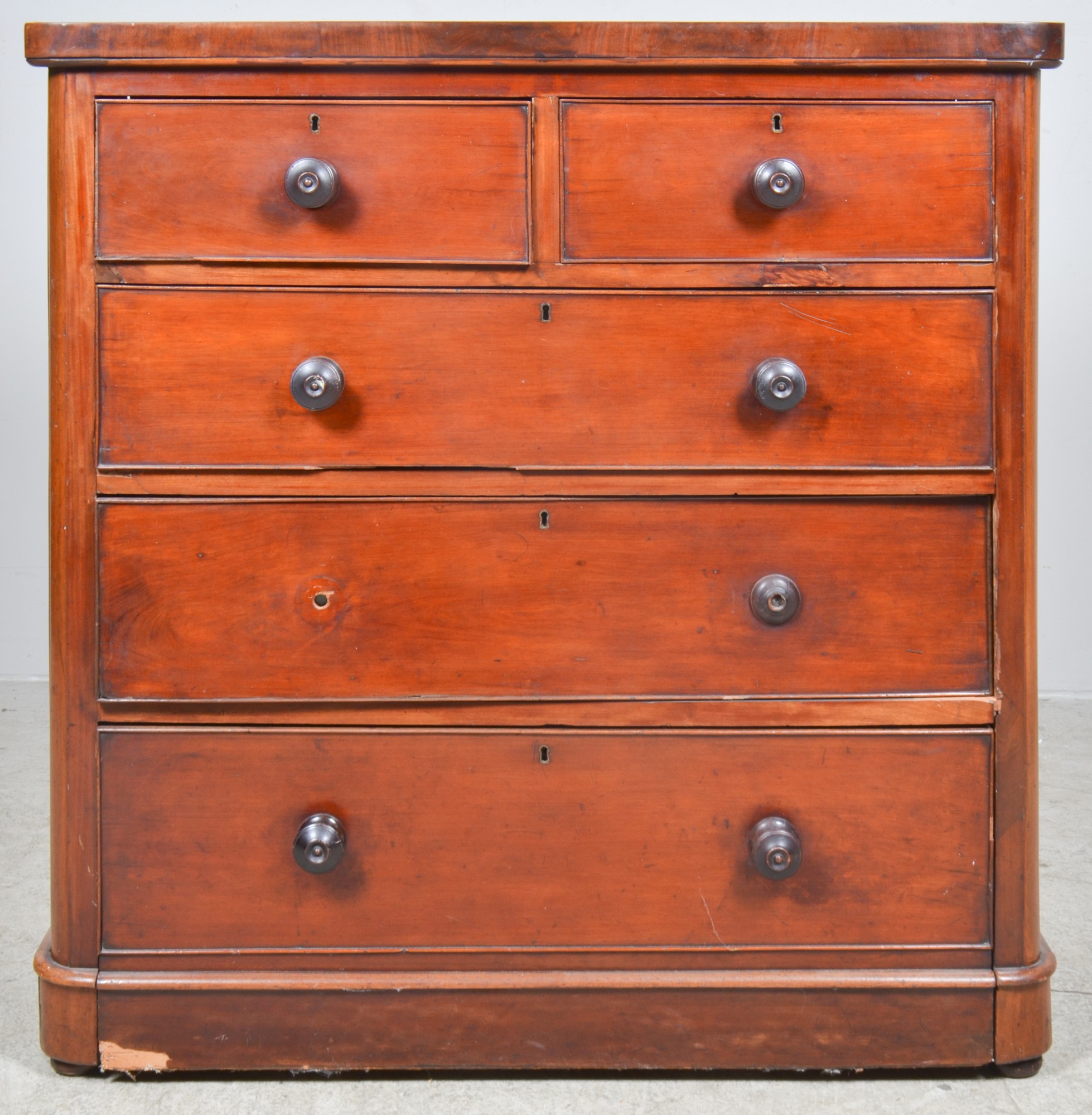 Victorian chest of drawers two 3b5e45