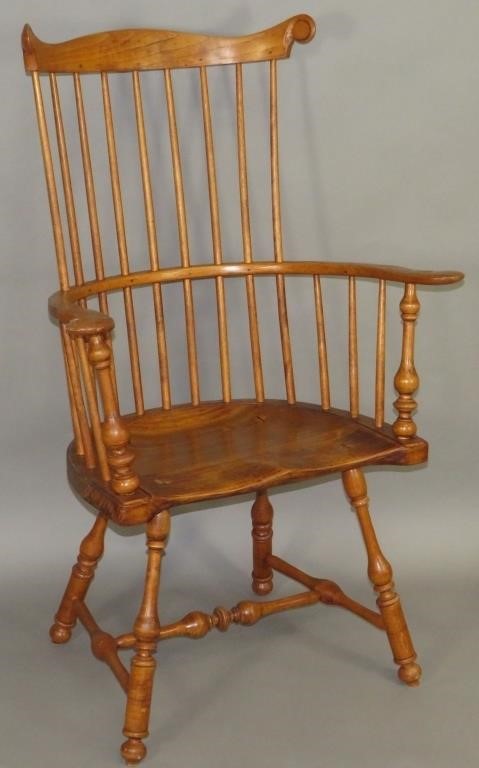 COMB BACK WINDSOR ARM CHAIR BY