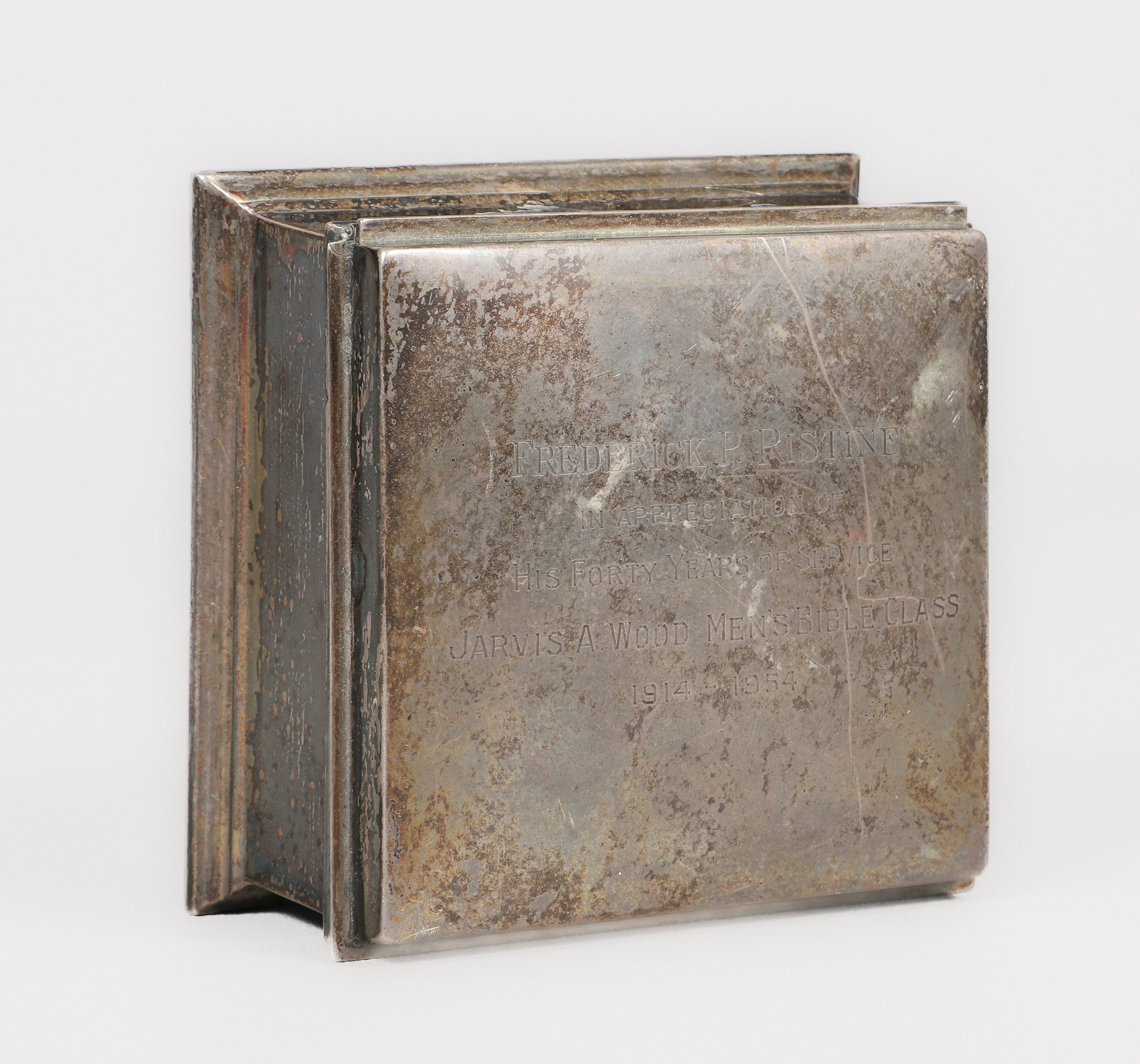 Gorham sterling silver hinged box, velvet