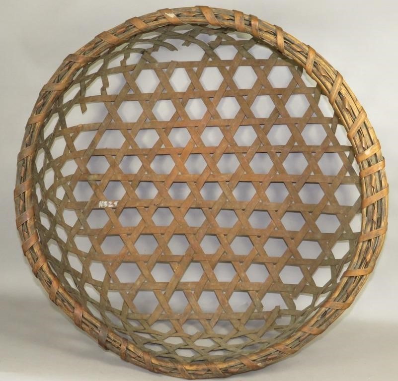 LARGE CHEESE BASKETca. 18th-19th century;