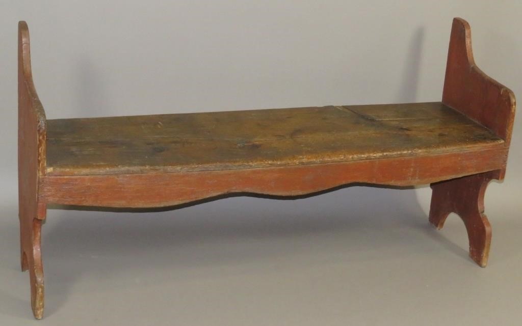 RED BENCHca. 1820; in pine with an old