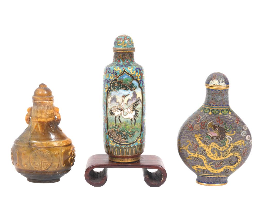 3 CHINESE SNUFF BOTTLES3 Chinese
