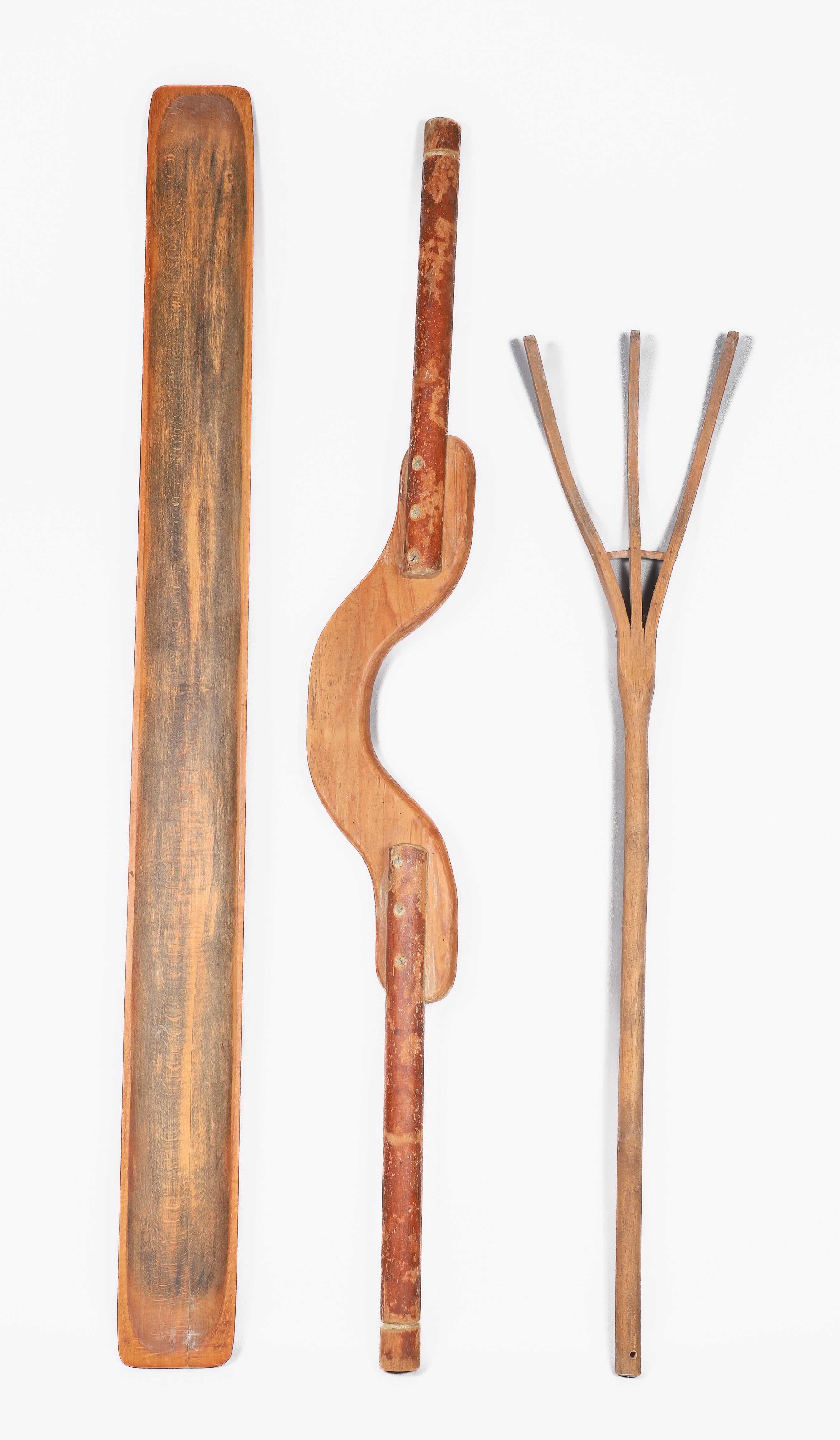 (3) Primitive wood items, c/o 3-tong