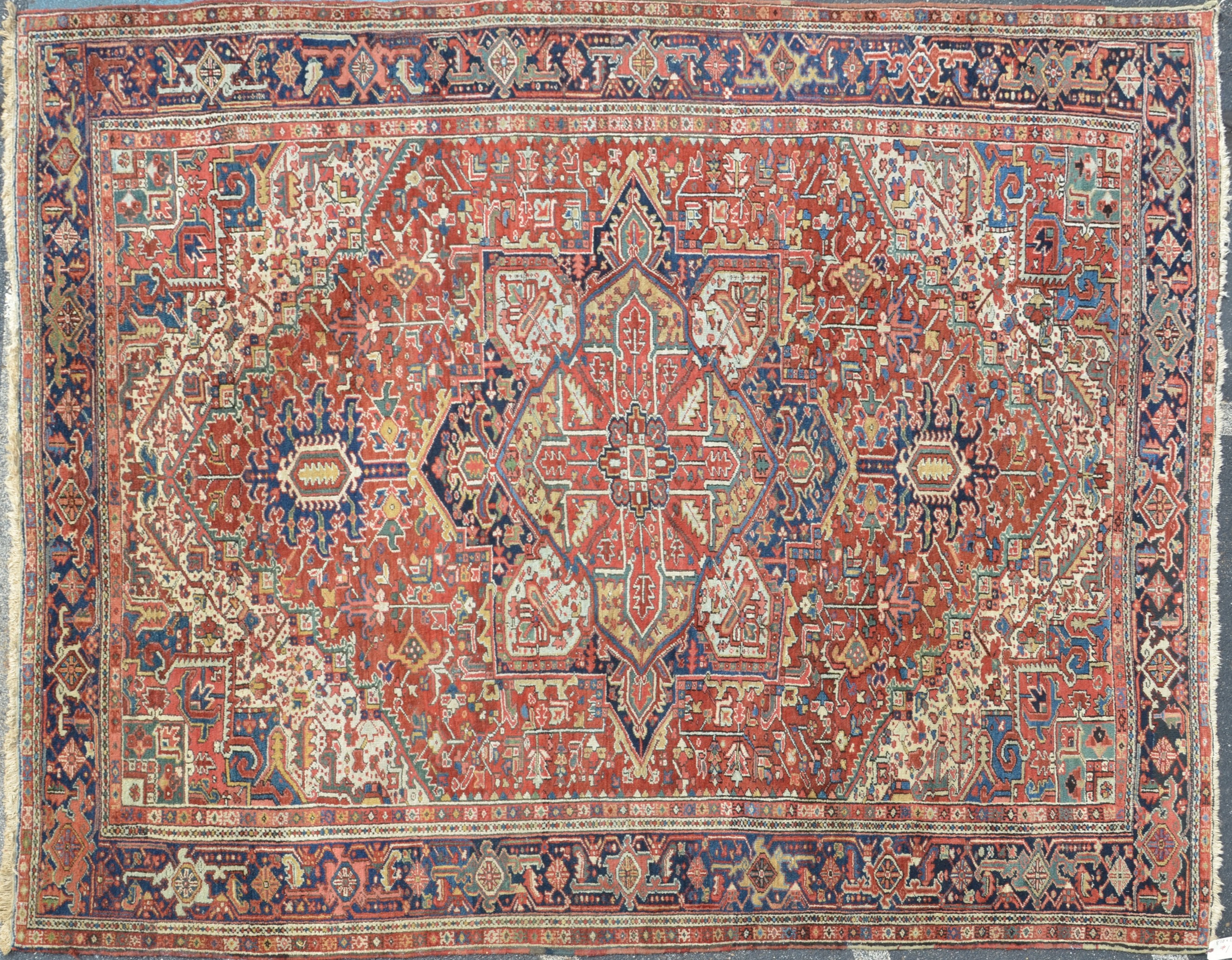 8'10" X 11'4" Semi-antique Persian