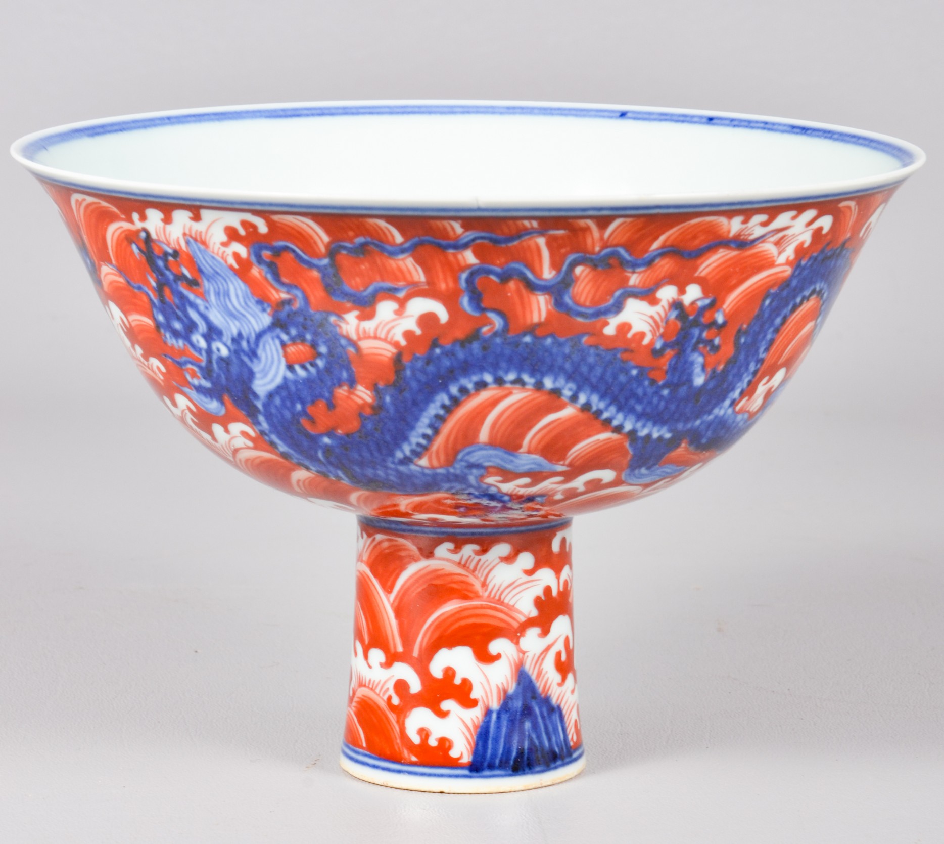 Chinese late Qing stemmed bowl, blue