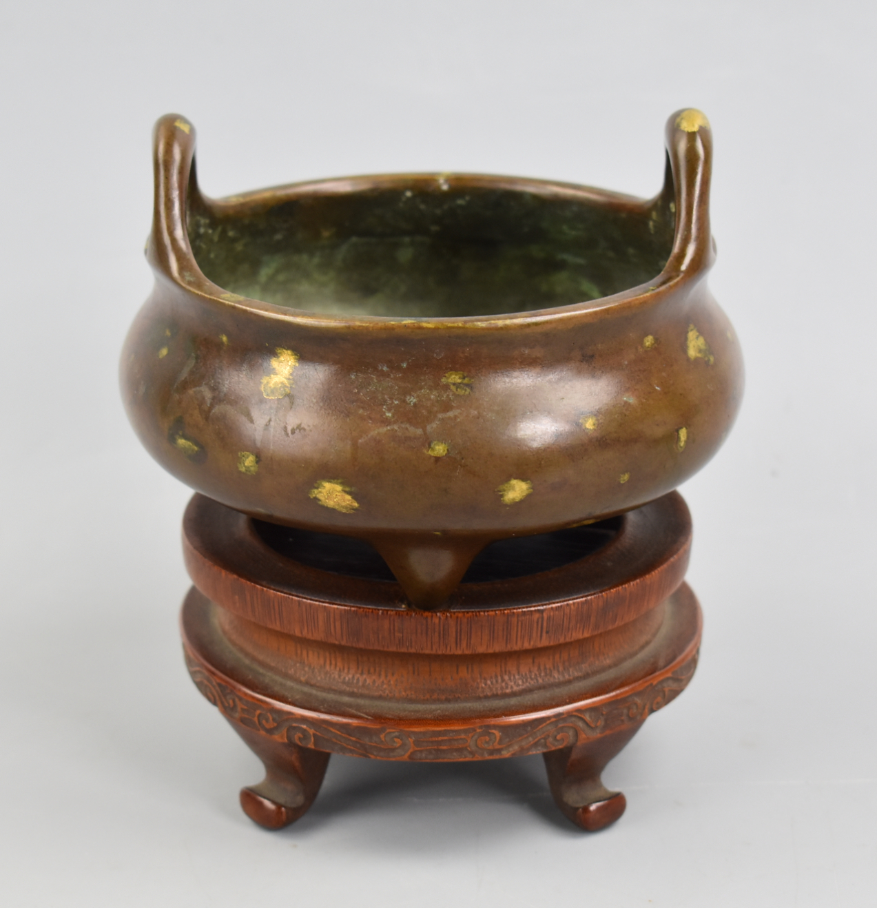 CHINESE GILT SPLASH TRIPOD BRONZE