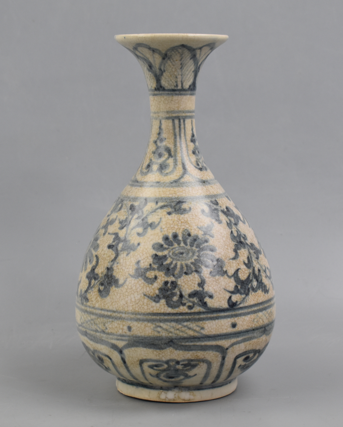 VIETNAMESE BLUE & WHITE FLORAL VASE,