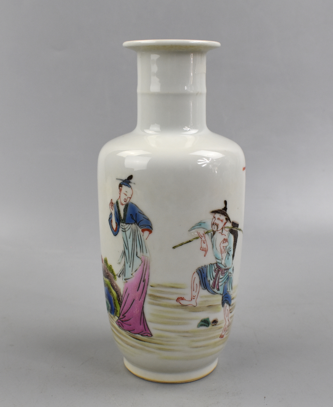 CHINESE FAMILLE ROSE ROULEAU VASE