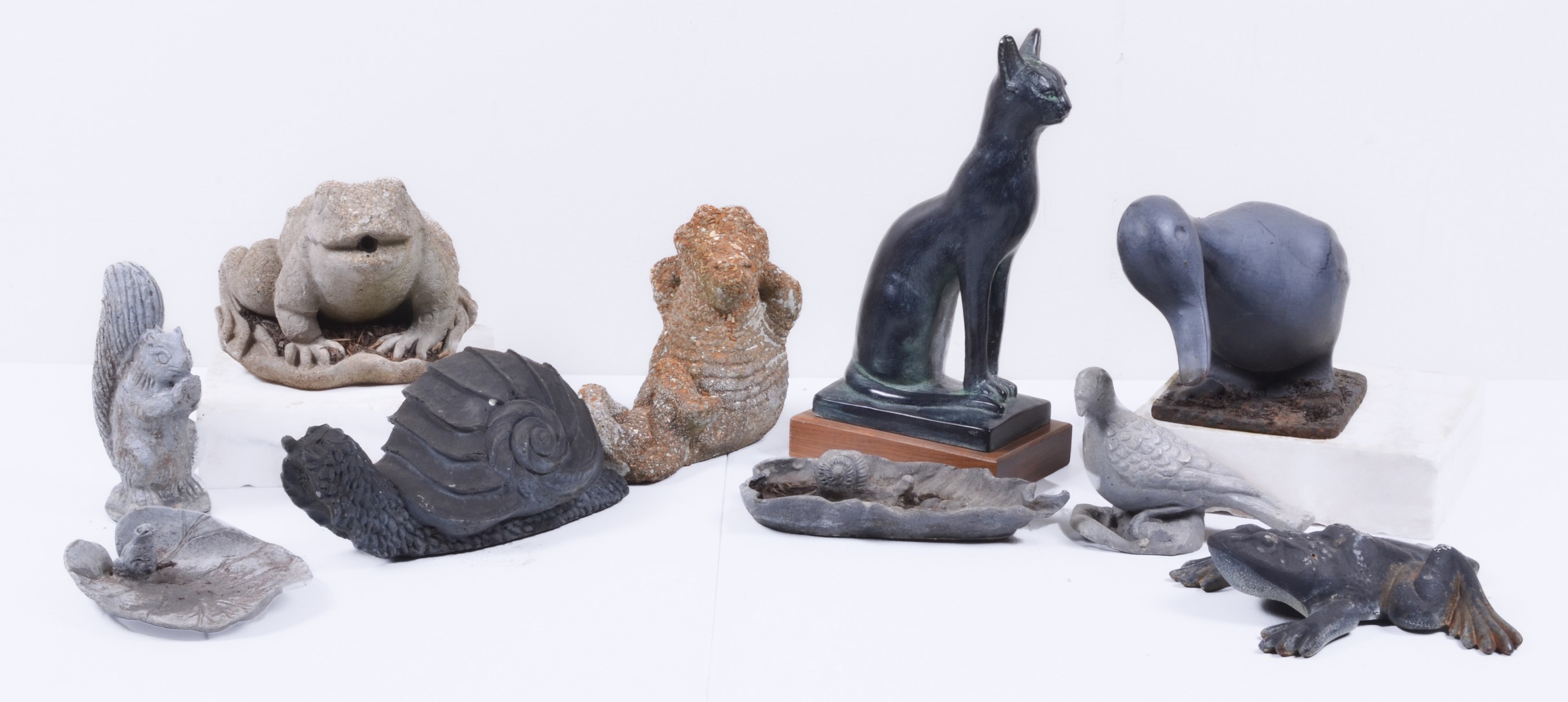 (10) Animal garden statues, c/o 2 frogs,