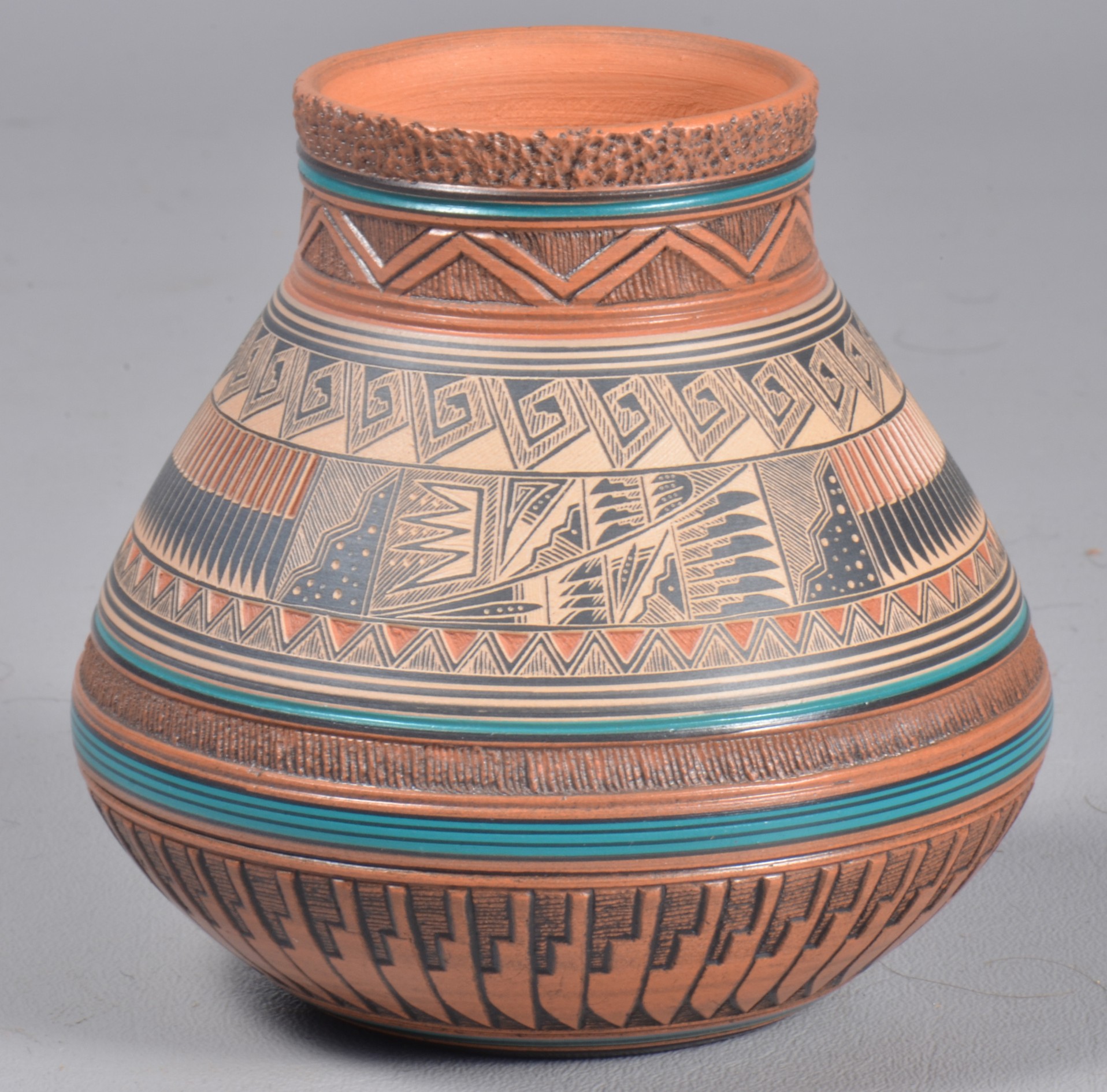 Bob Lansing Navajo pottery pot, incised