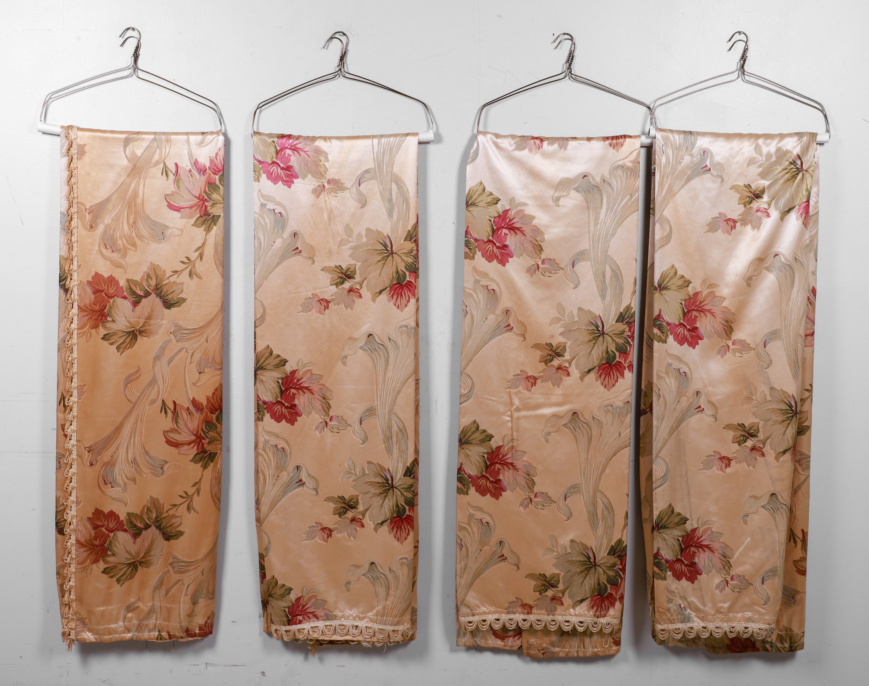  4 1940 s floral silk curtains  3b669c