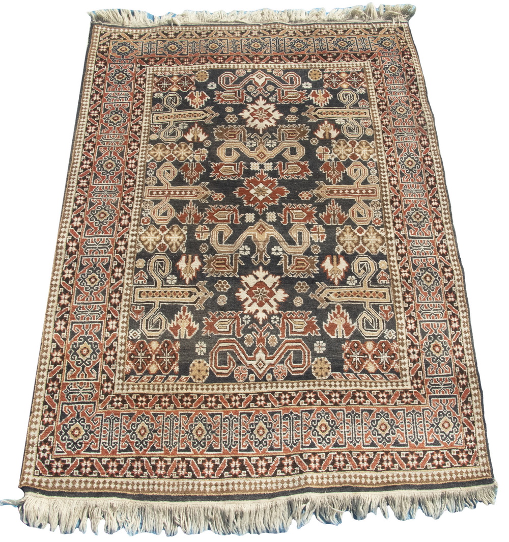 PEREPDIL RUG (4' X 5'8") Made in