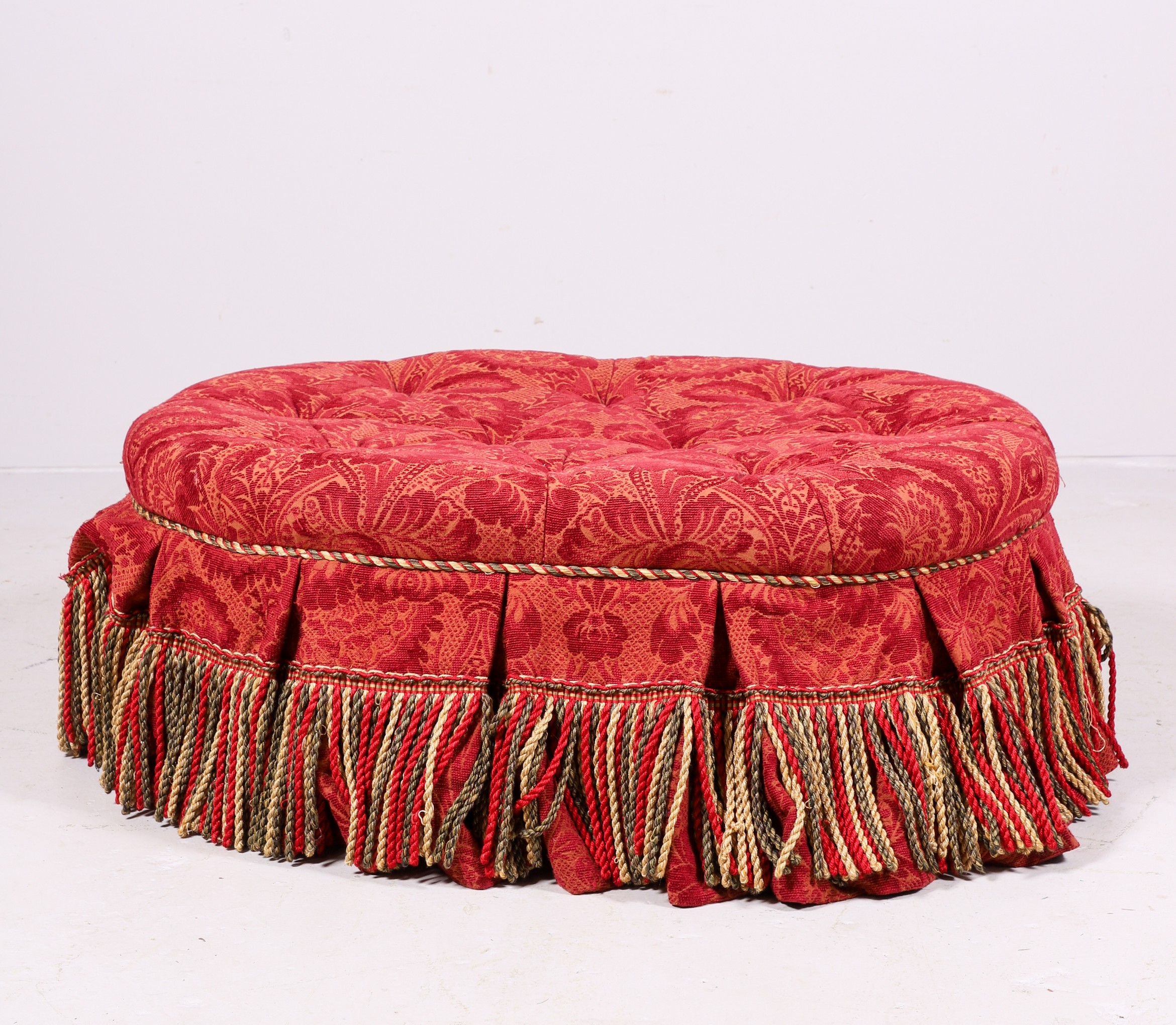 Contemporary upholstered ottoman  3b681a