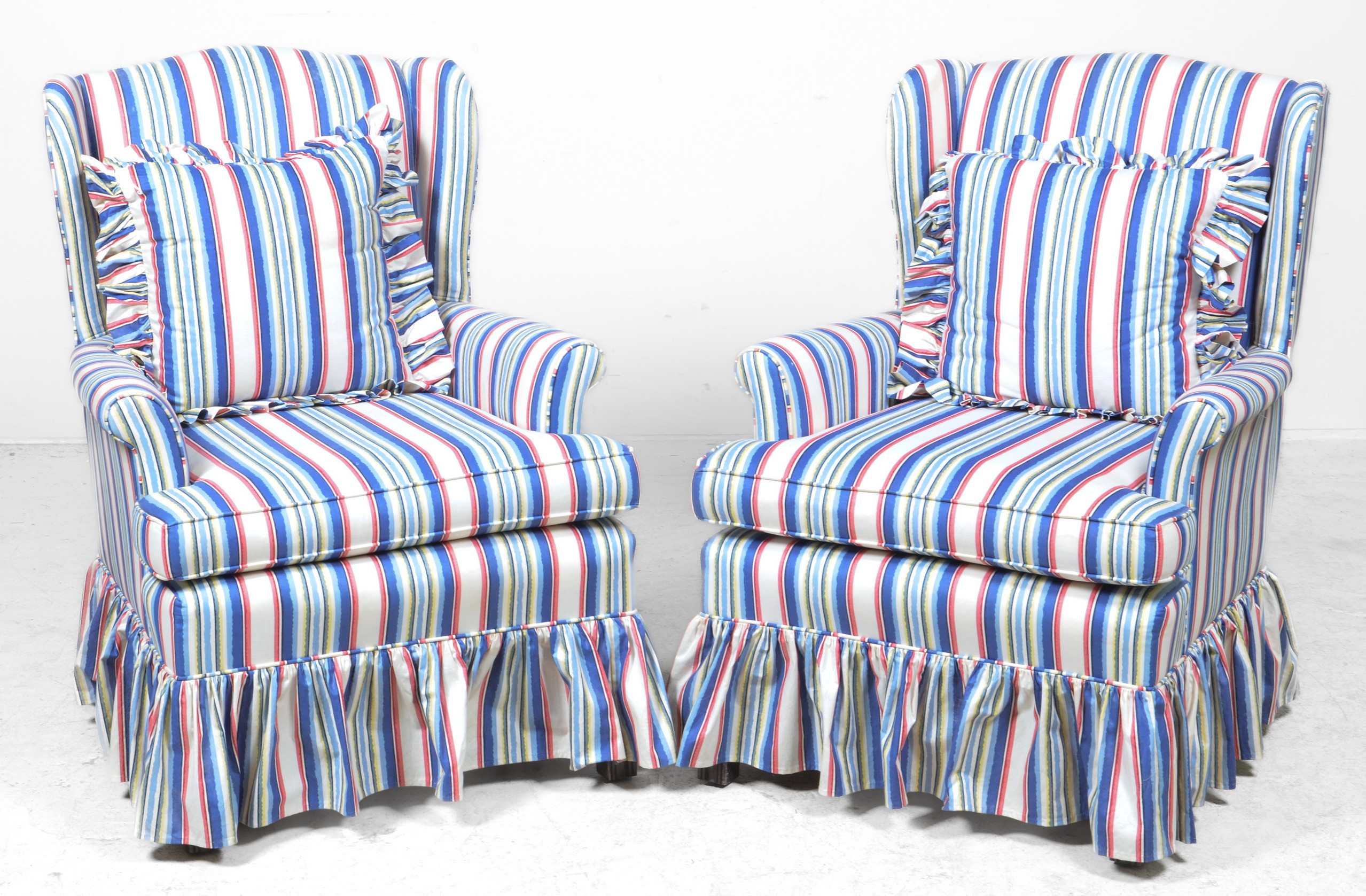 Pair upholstered lounge chairs  3b6829