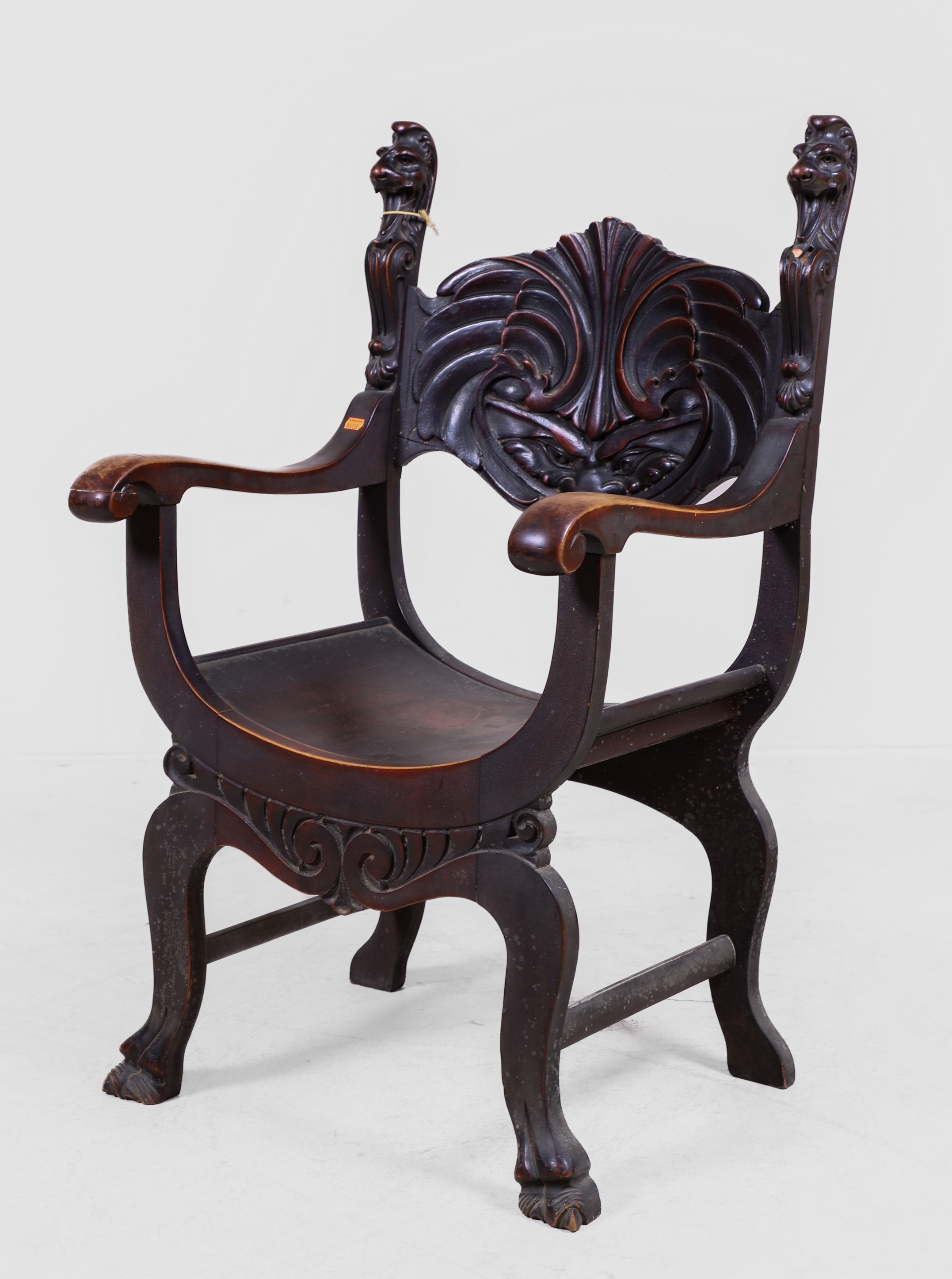 Mahogany carved savanarola armchair  3b6863