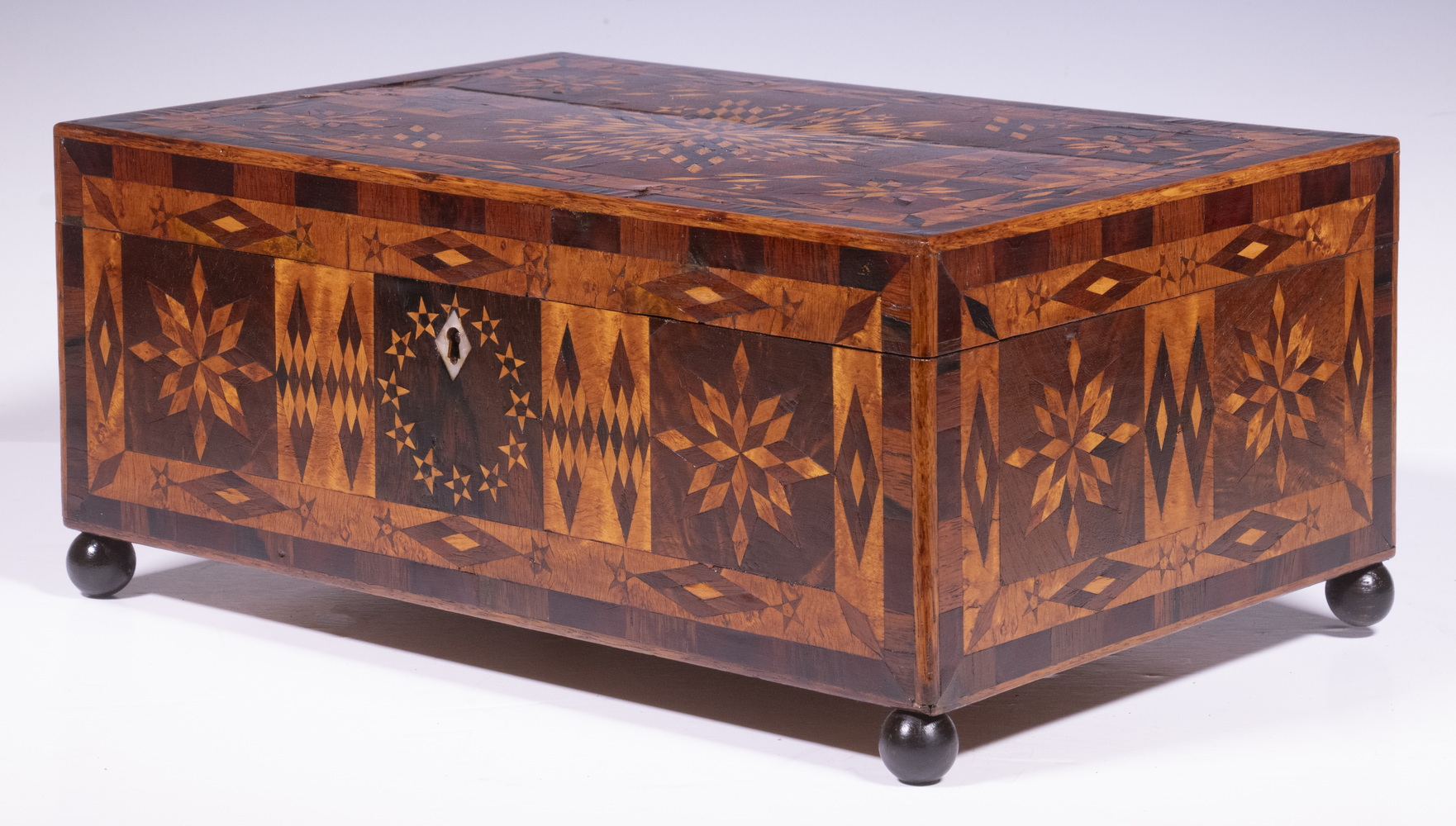 PARQUETRY INLAID KEEPSAKE BOX 19th 3b68e7