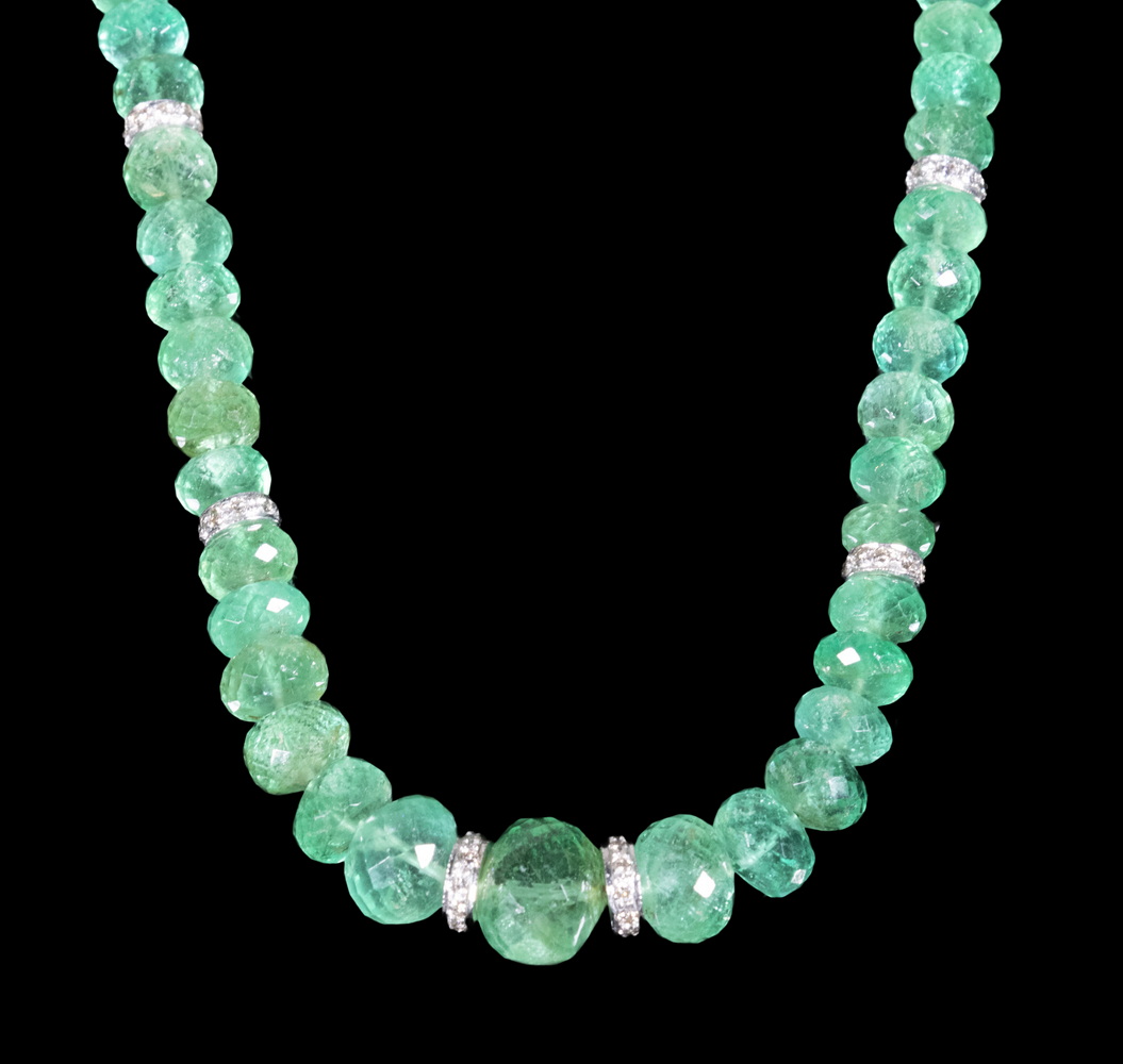 EMERALD NECKLACE Graduated Strand 3b6900