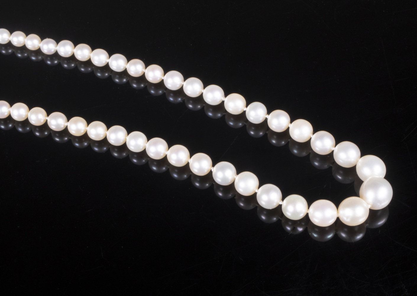 ANTIQUE SALTWATER PEARL NECKLACE 3b6904