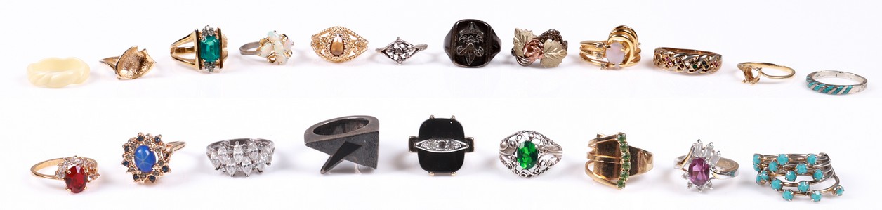 Vintage ring lot, including costume