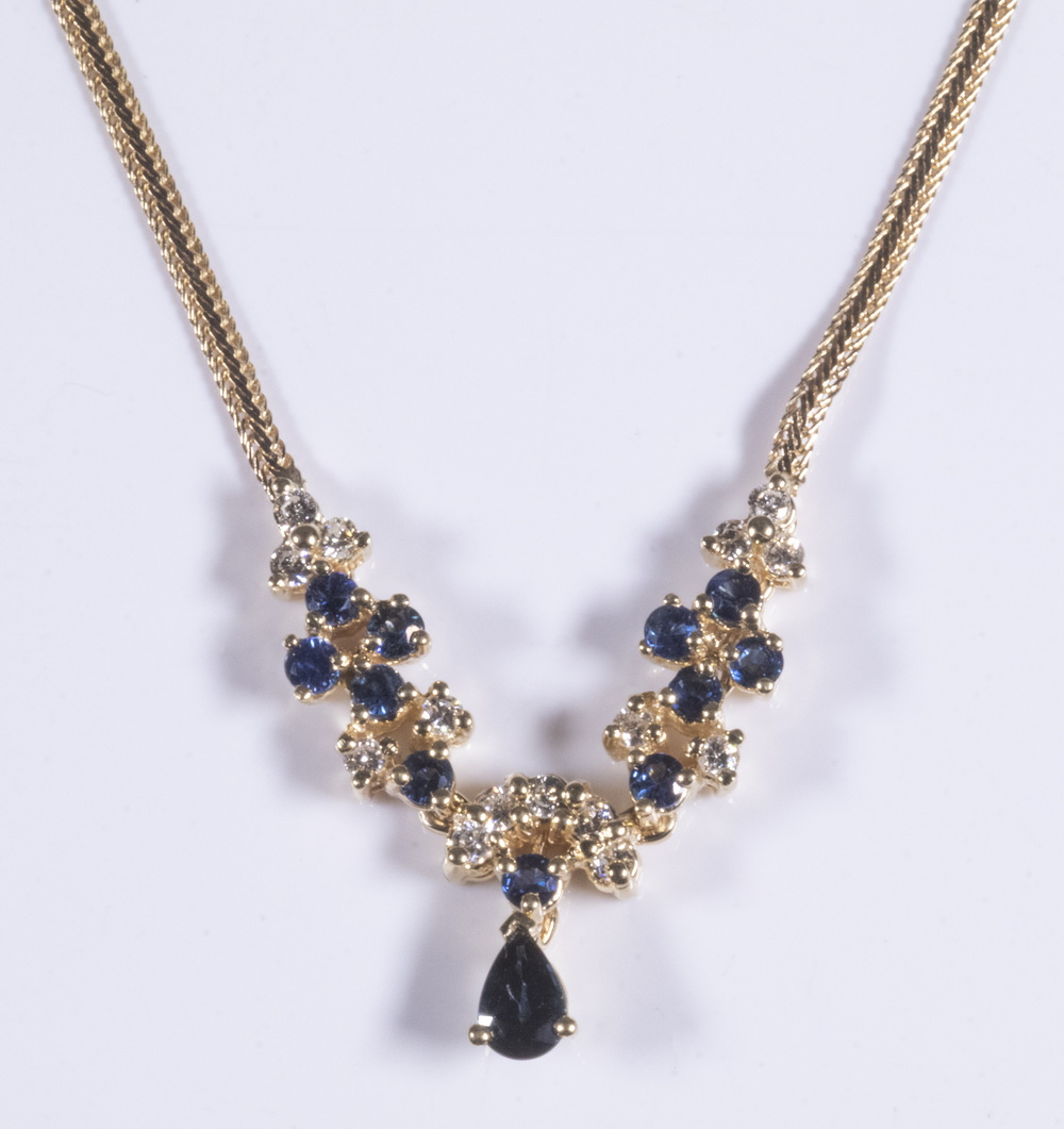 14K GOLD AND SAPPHIRE NECKLACE