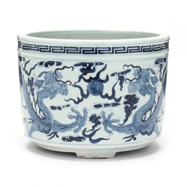 A CHINESE PORCELAIN BLUE AND WHITE 3b6ae2
