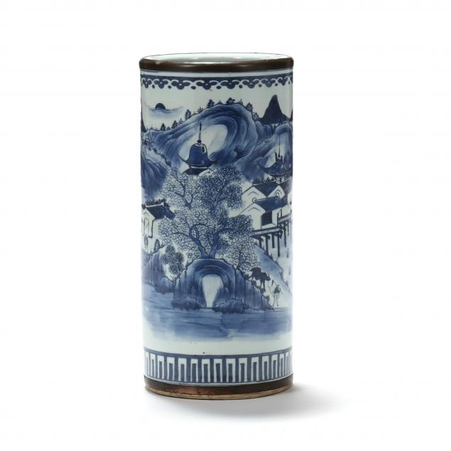 A CHINESE PORCELAIN BLUE AND WHITE 3b6aeb