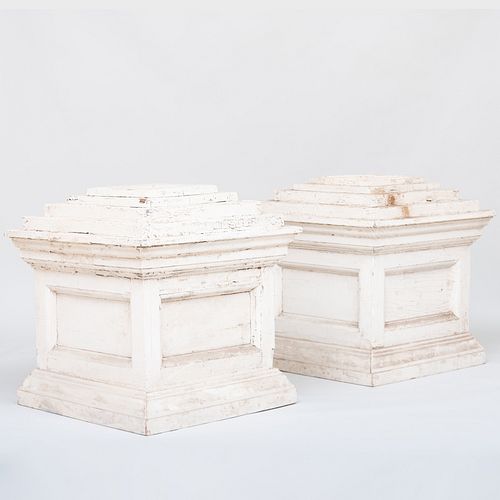 PAIR OF WHITE PAINTED PEDESTALS32 3b92be