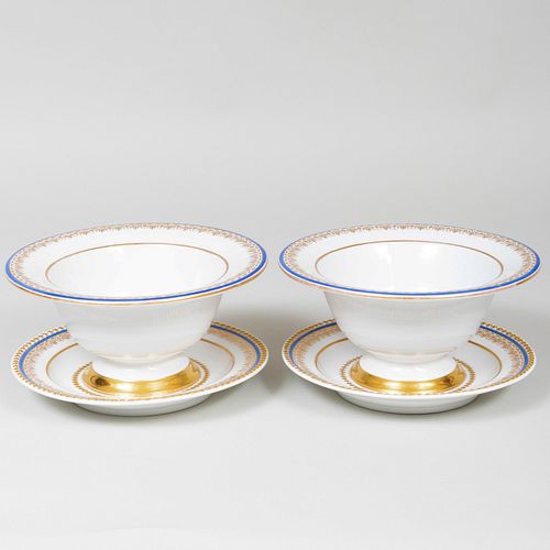 PAIR OF KPM PORCELAIN SERVING BOWLS 3b9385