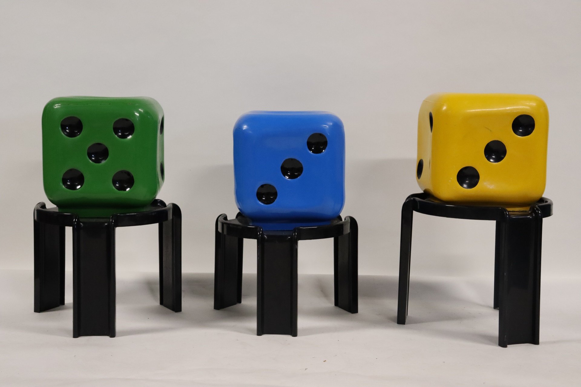 3 MIDCENTURY DICE STOOLS KARTELL 3b9788