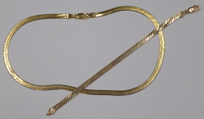 JEWELRY. 14KT GOLD HERRINGBONE LINK