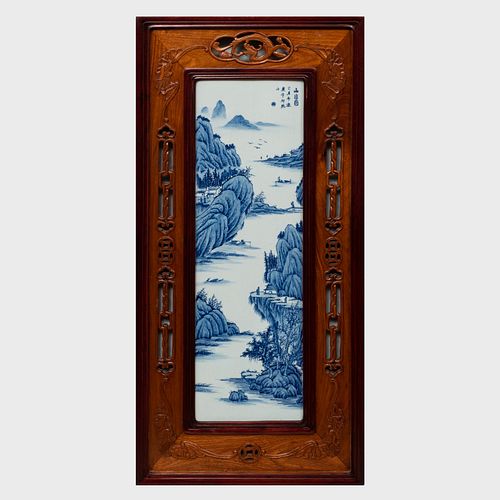 SET OF THREE CHINESE BLUE AND WHITE 3b9972