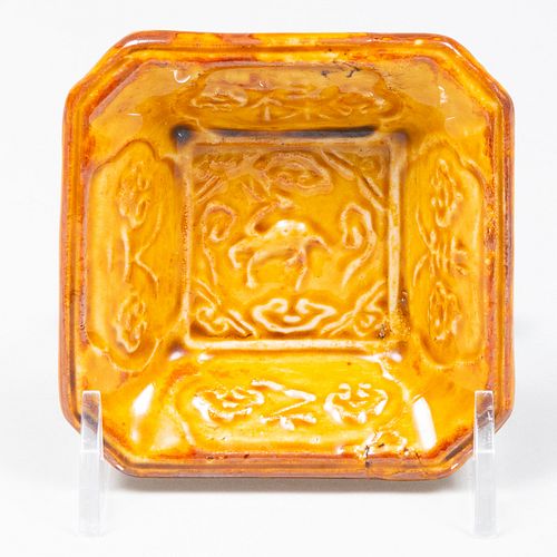 SET OF FOUR JAPANESE YELLOW GLAZED 3b998d