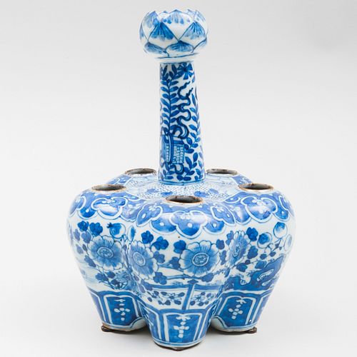 CHINESE BLUE AND WHITE PORCELAIN 3b99b4